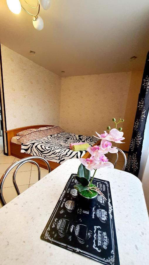 Apartments On Sotsialisticheskaya Kak Doma Bobrujszk Kültér fotó