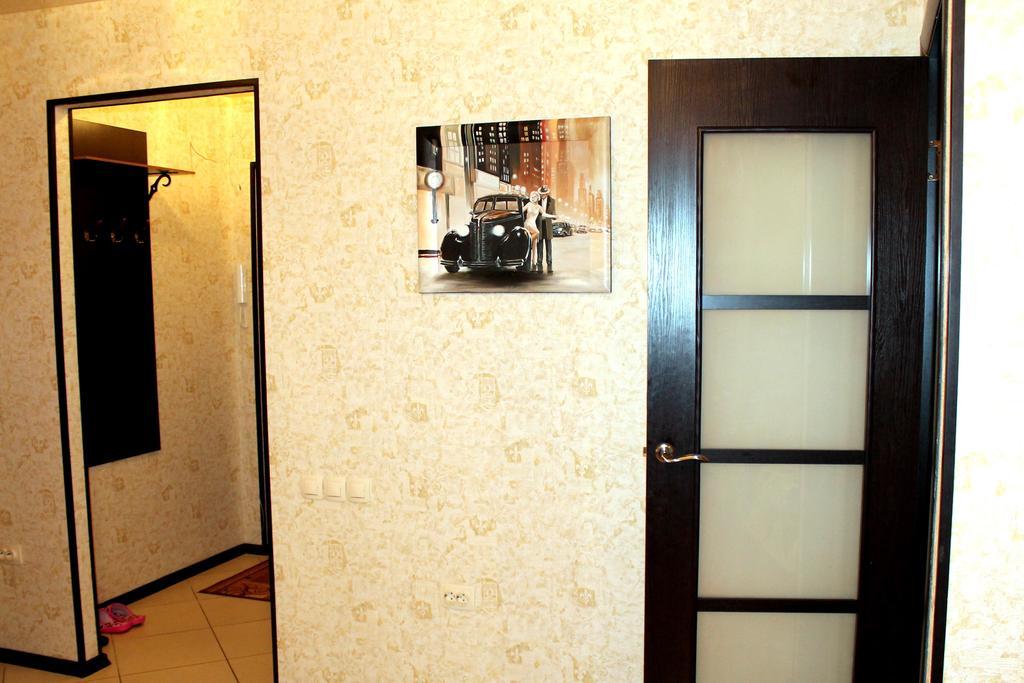 Apartments On Sotsialisticheskaya Kak Doma Bobrujszk Kültér fotó